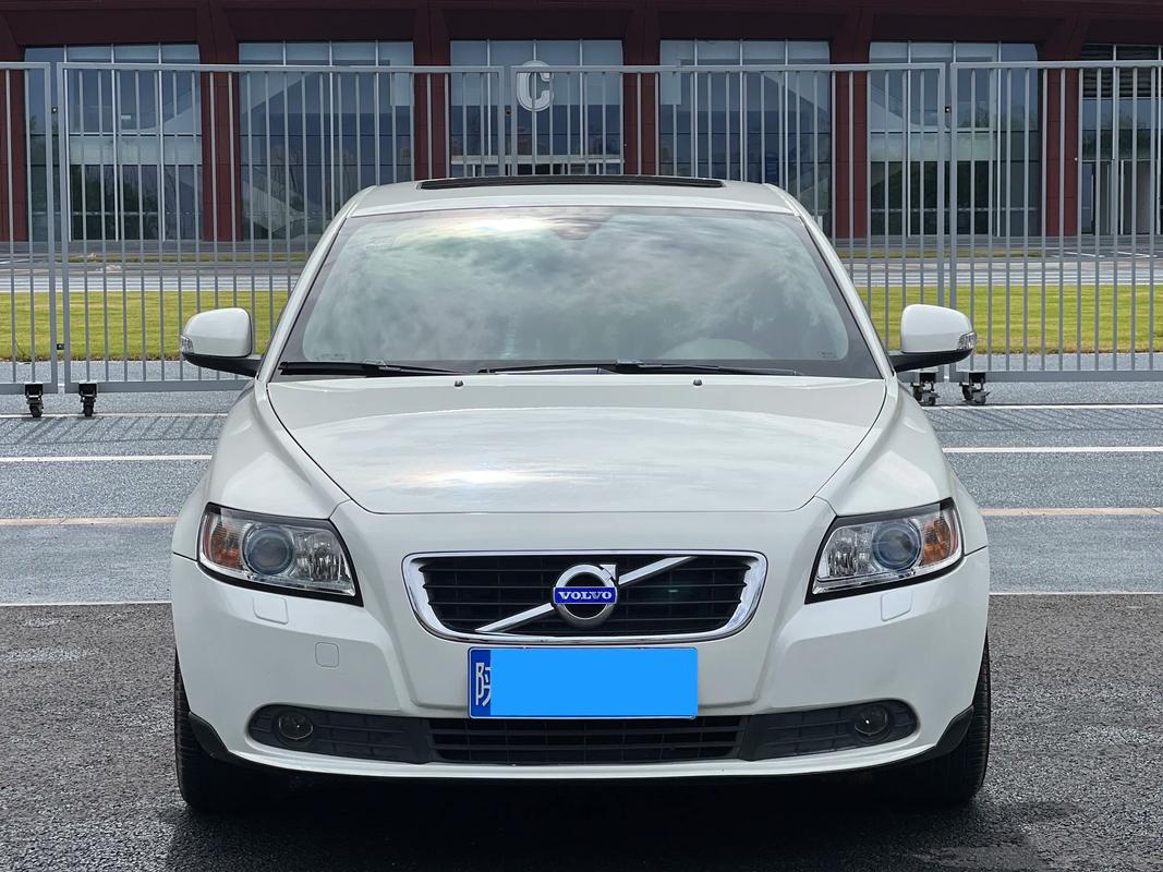 06年沃尔沃s40值多少钱,06款沃尔沃s40汽车怎么样