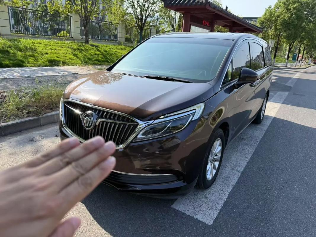 2017款别克gl8价格及图片,17款别克gl8es价格及图片