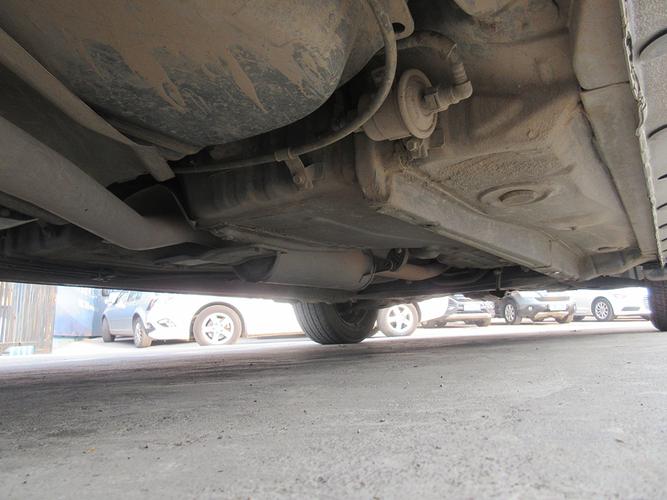 比亚迪f3底盘图片 比亚迪f3底盘拆解视频