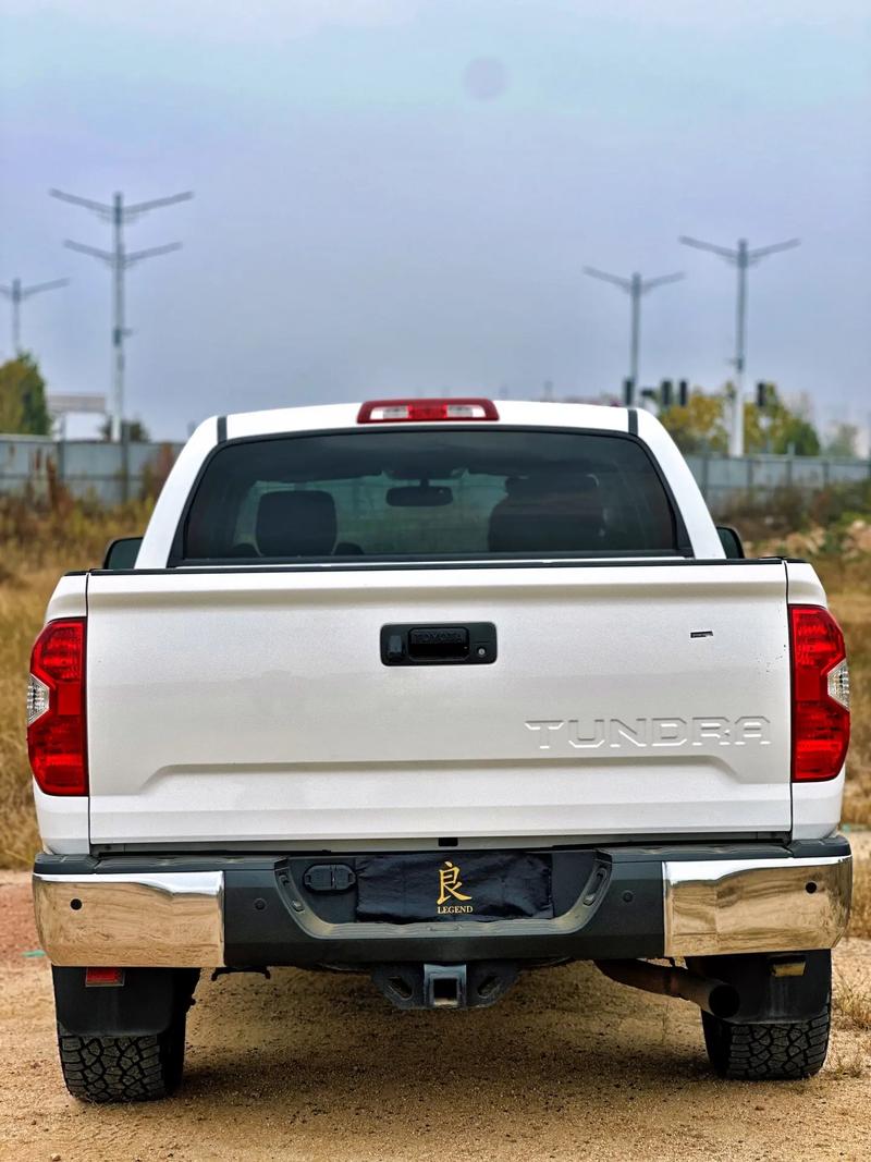 新款丰田坦途皮卡车图片(最新款丰田坦途皮卡车报价图片)