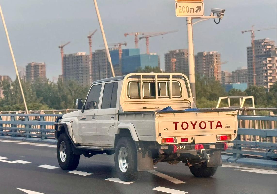 toyota皮卡越野车(toyota越野皮卡v8)