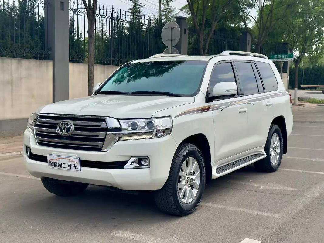 丰田兰德酷路泽参数,丰田兰德酷路泽2020款配置