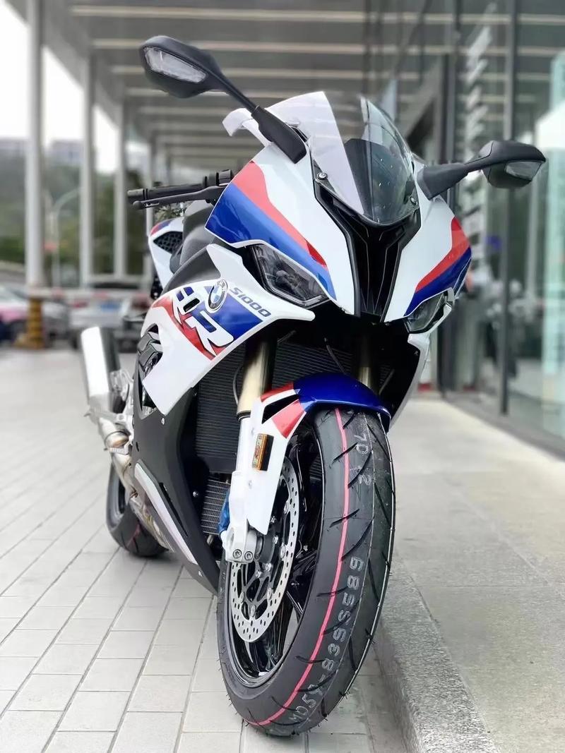 摩托车s1000rr多少钱(机车s1000多少钱)