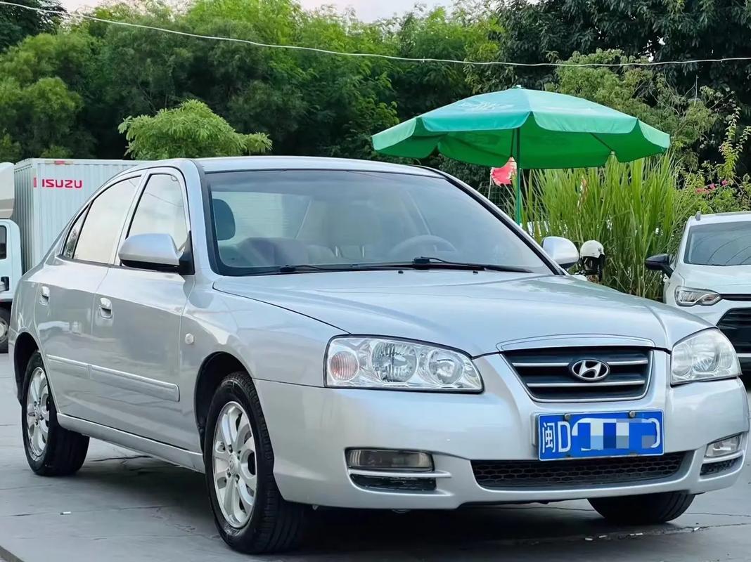 09年现代伊兰特图片(09年北京现代伊兰特多少钱)