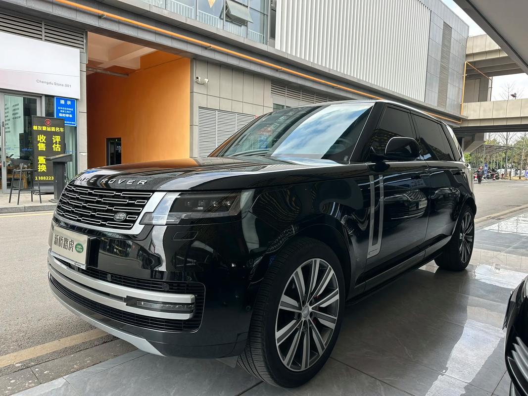 【路虎揽胜行政版2022款报价及图片,路虎揽胜行政2020最新款价格】