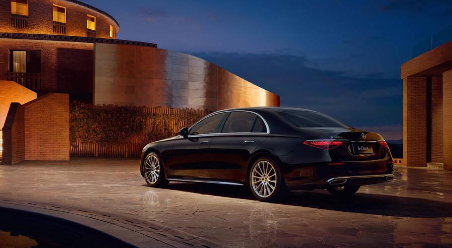 【奔驰s级最新款,奔驰S级最新款图片】