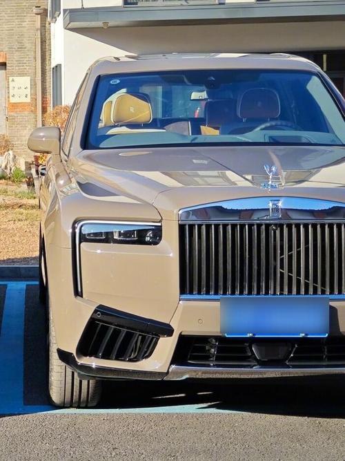 劳斯莱斯库里南suv／劳斯莱斯库里南2025款