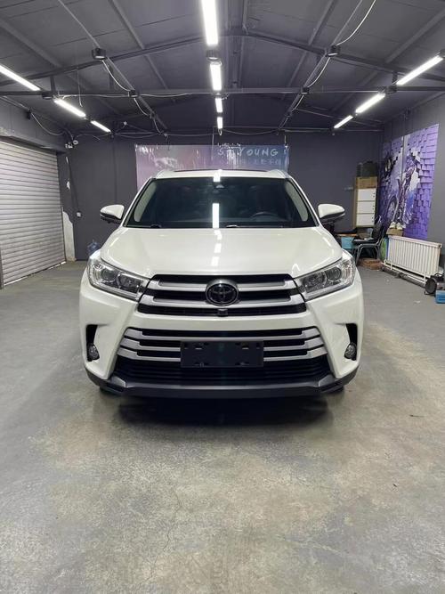 2018款汉兰达图片(2018款汉兰达配置和参数)